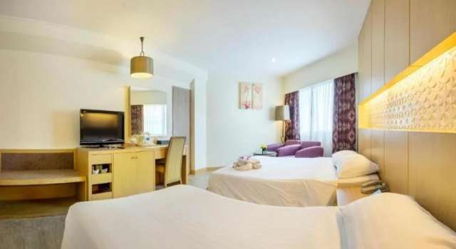 Jomtien Palm Beach Hotel and Resort-4