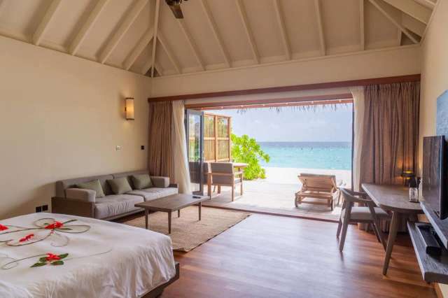 Veligandu Island Resort & Spa-4