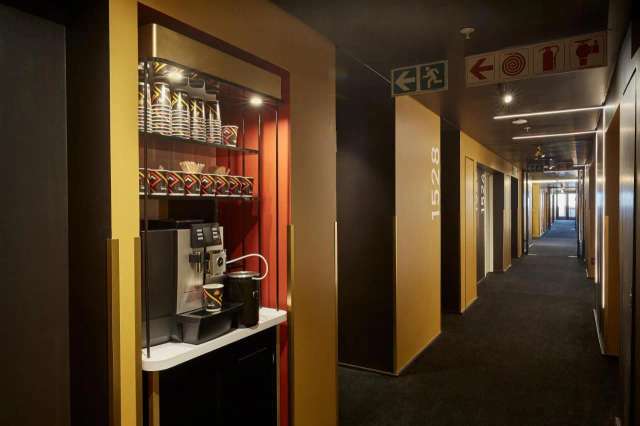 HOTEL SKY Cape Town-3