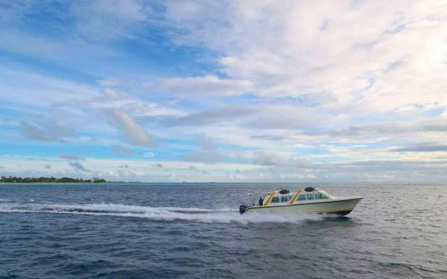 Holiday Inn Resort Kandooma Maldives - Kids Stay & Eat Free and DIVE FREE for Certified Divers for a minimum 3 nights stay-3