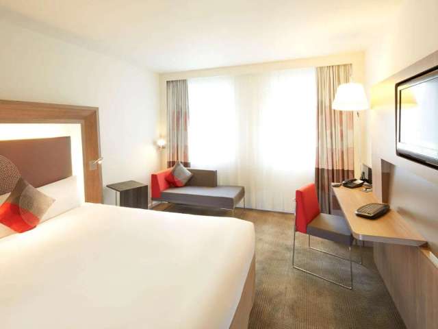 Novotel Paris 17-3