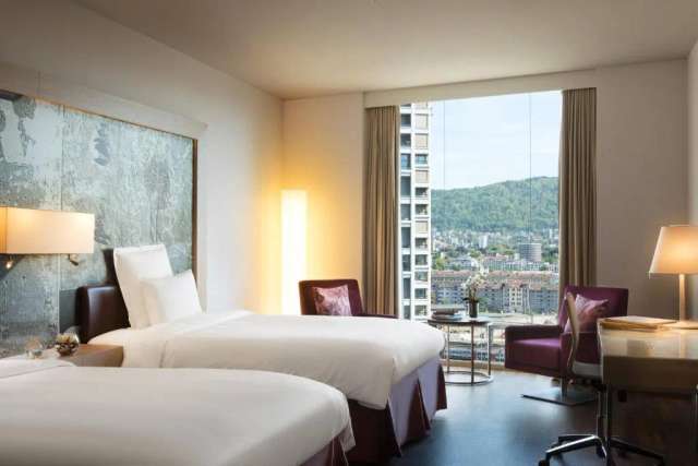 Renaissance Zurich Tower Hotel-3