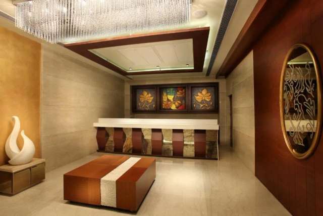 Mahagun Sarovar Portico Suites-4