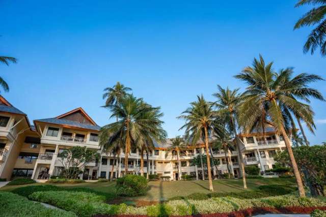 Outrigger Laguna Phuket Beach Resort-3