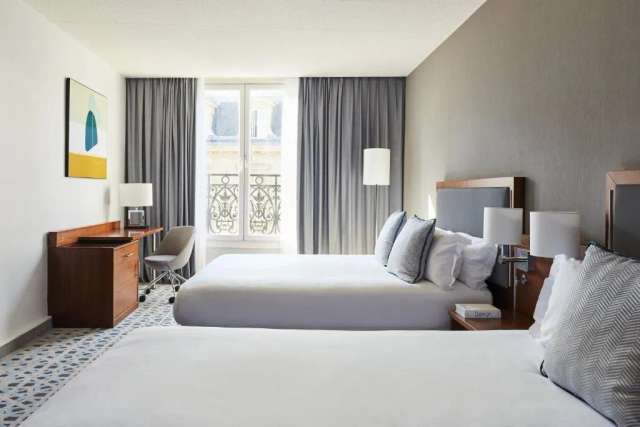 Crowne Plaza Paris Republique-4