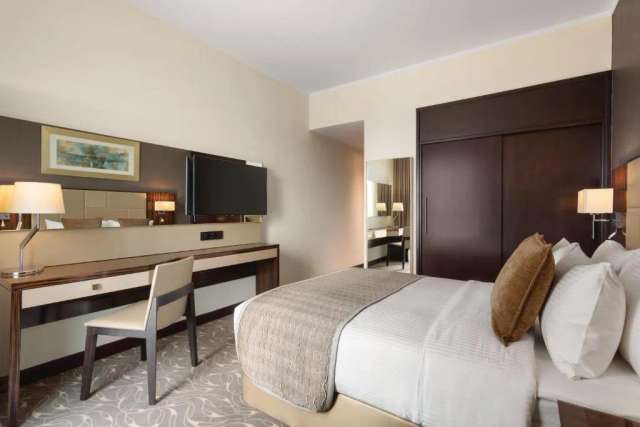 Hawthorn Suites by Wyndham Abu Dhabi City Center-3