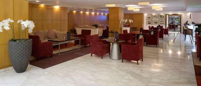 Radisson Blu Martinez Hotel Beirut-3